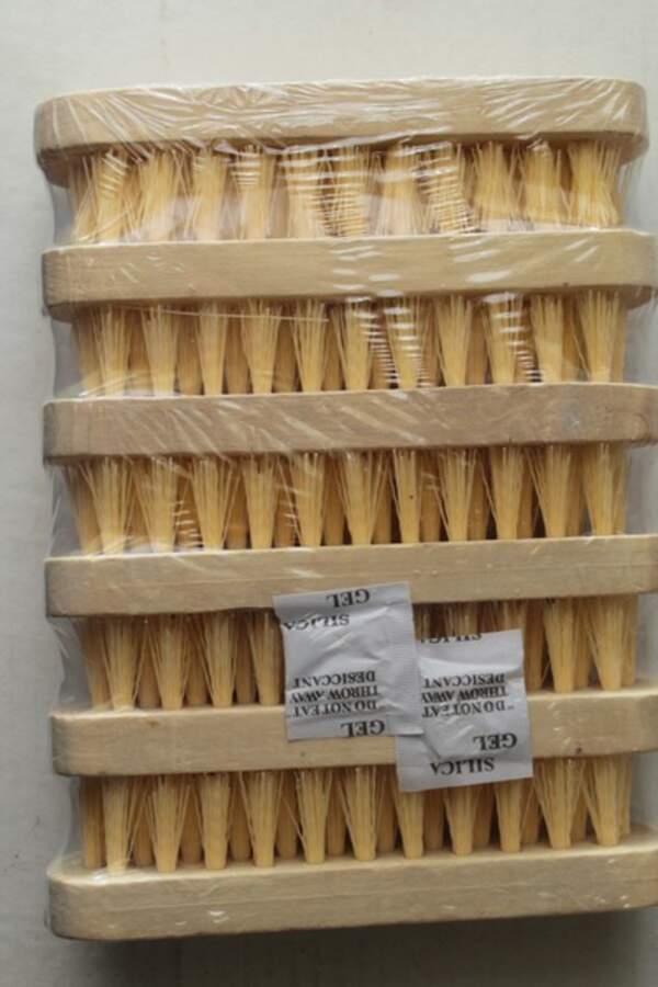 Щітка 8 дерево В2-2 (К-35) (шт.)