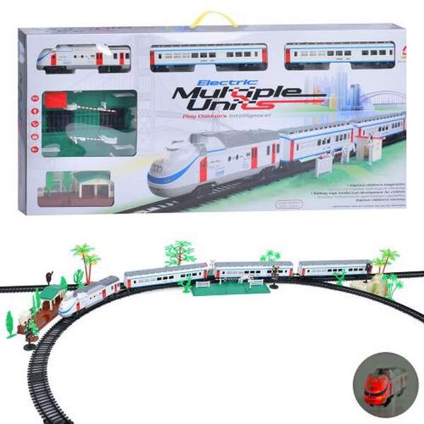 Залізниця 22840 (8шт) 208-93см, локомотив, 3 вагони, звук, світло, шлагбаум, вокзал, на бат-ці, в ко (шт.)