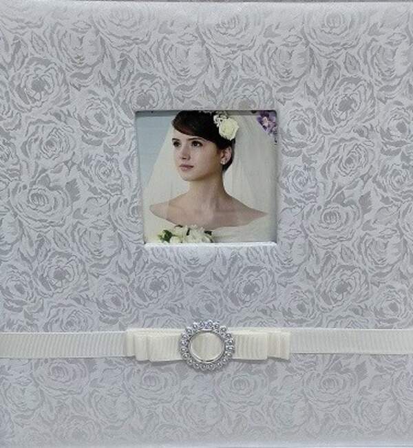 Альбом для фотографій  46515 самоклейка на 40 листів білий весільний з брошкою  F-22 /16 (шт)