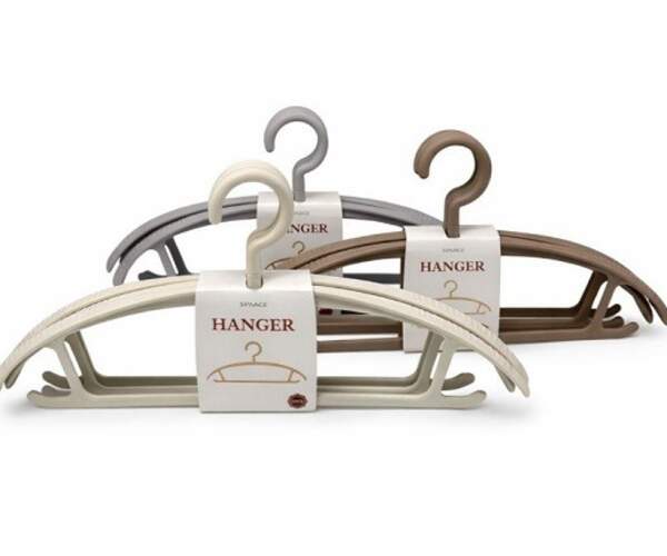 Вішалка для одягу пласт. у наборі 3 шт, в 4 кол. ціна за набір №9009 (52) (шт)