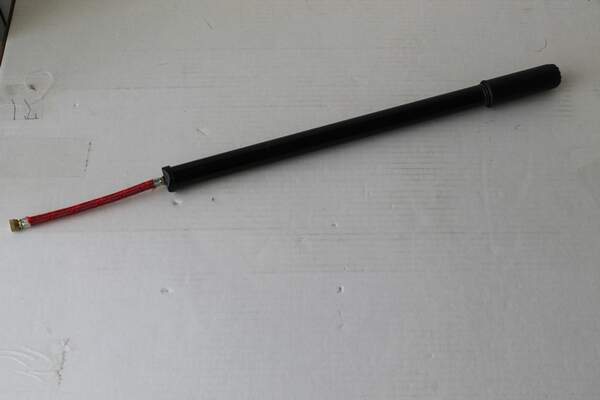 Насос ручний BT-HP-0002 40см 4кол.ш.к./200/ (шт.)